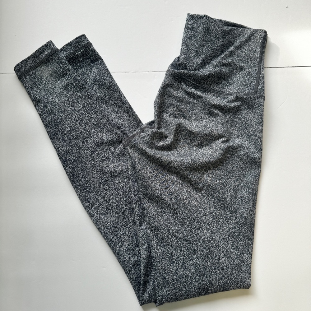 Lululemon High Times Pant Rio Mist White Black Leggings Stretchy Athletic Sz 6 - Picture 2 of 14